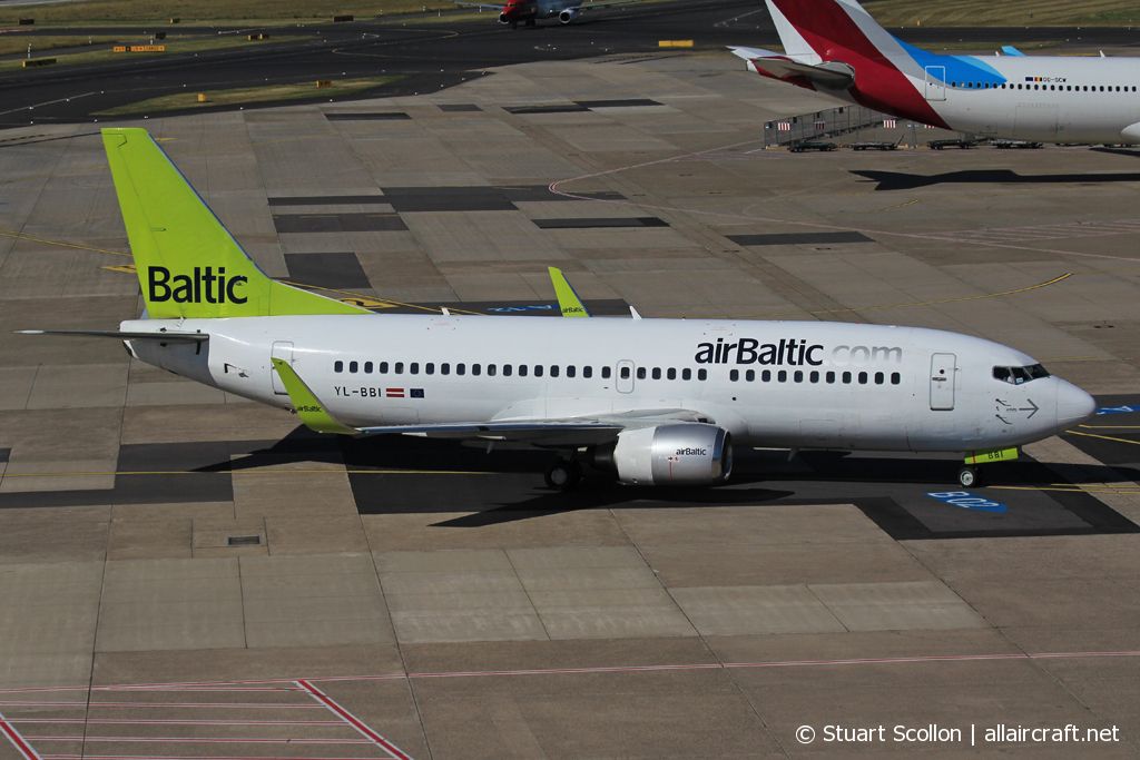 YL-BBI · Boeing 737-33A · (DUS / EDDL)