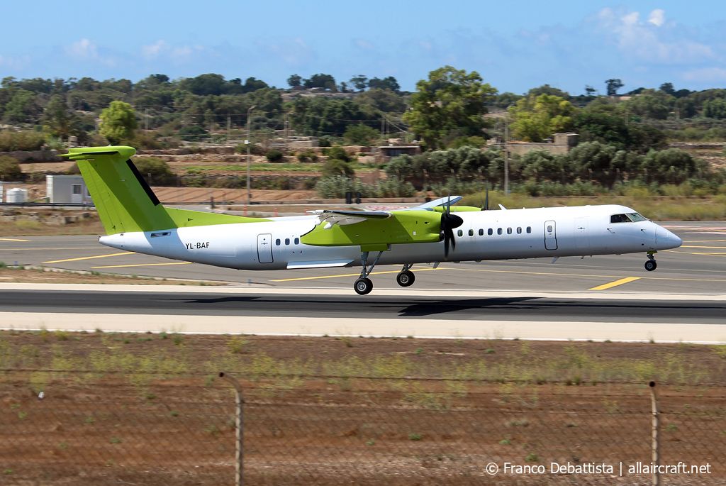 YL-BAF (4293) 2010 Bombardier Dash 8-Q402