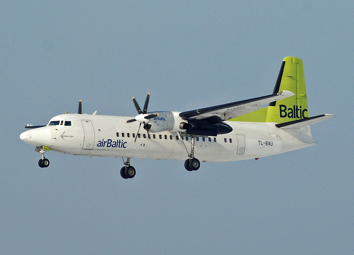 YL-BAU (cn 20126) Fokker 50