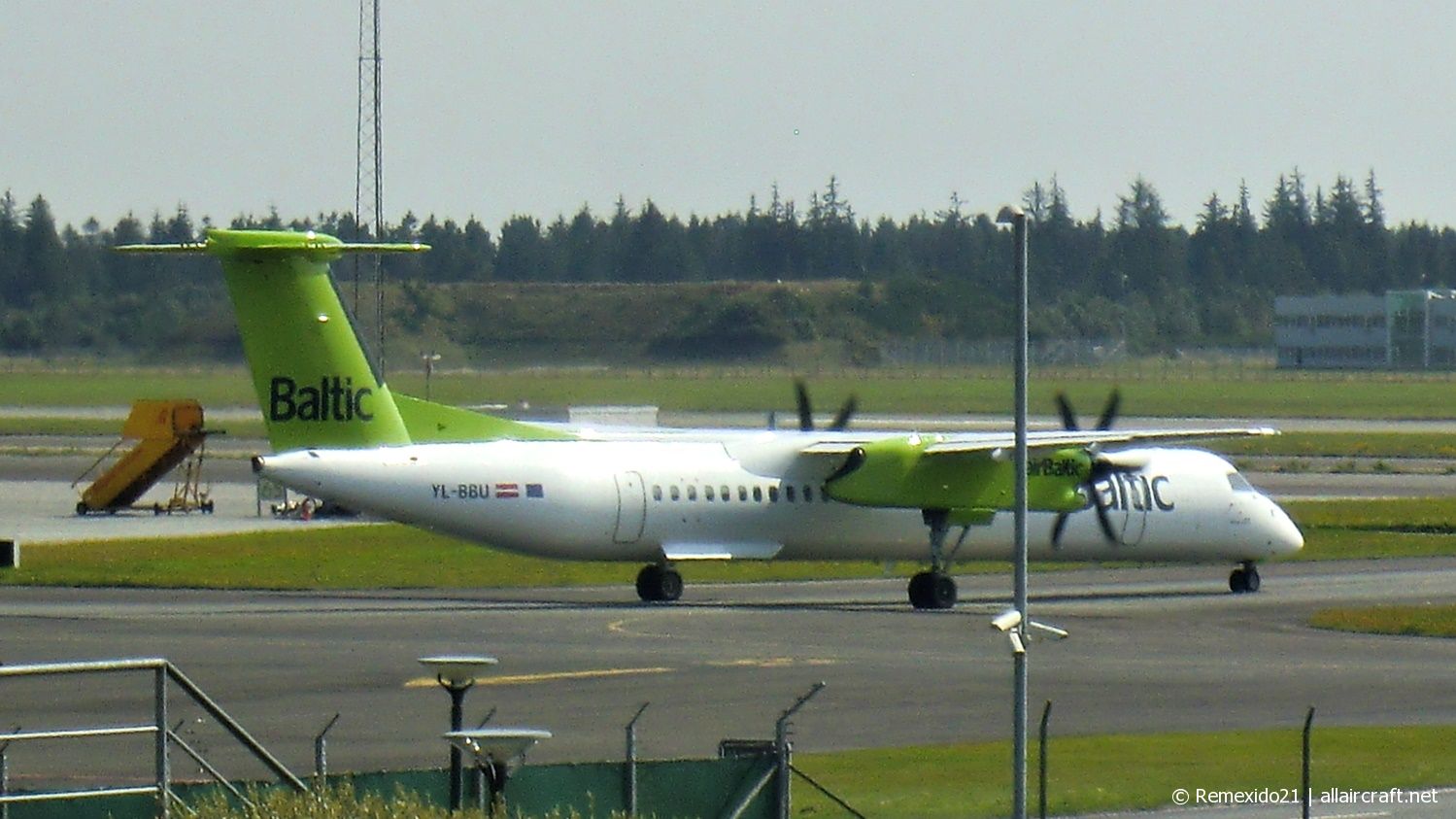 YL-BBU · Bombardier Dash 8-Q402 · (BLL / EKBI)
