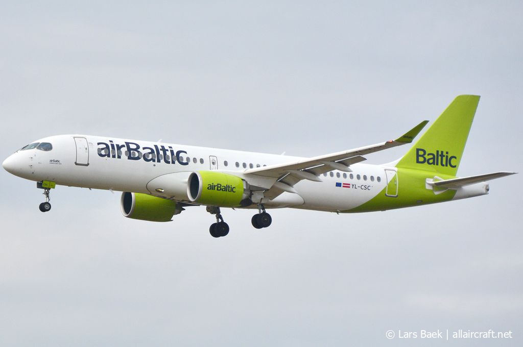 YL-CSC (55005) 2017 Bombardier CSeries CS300