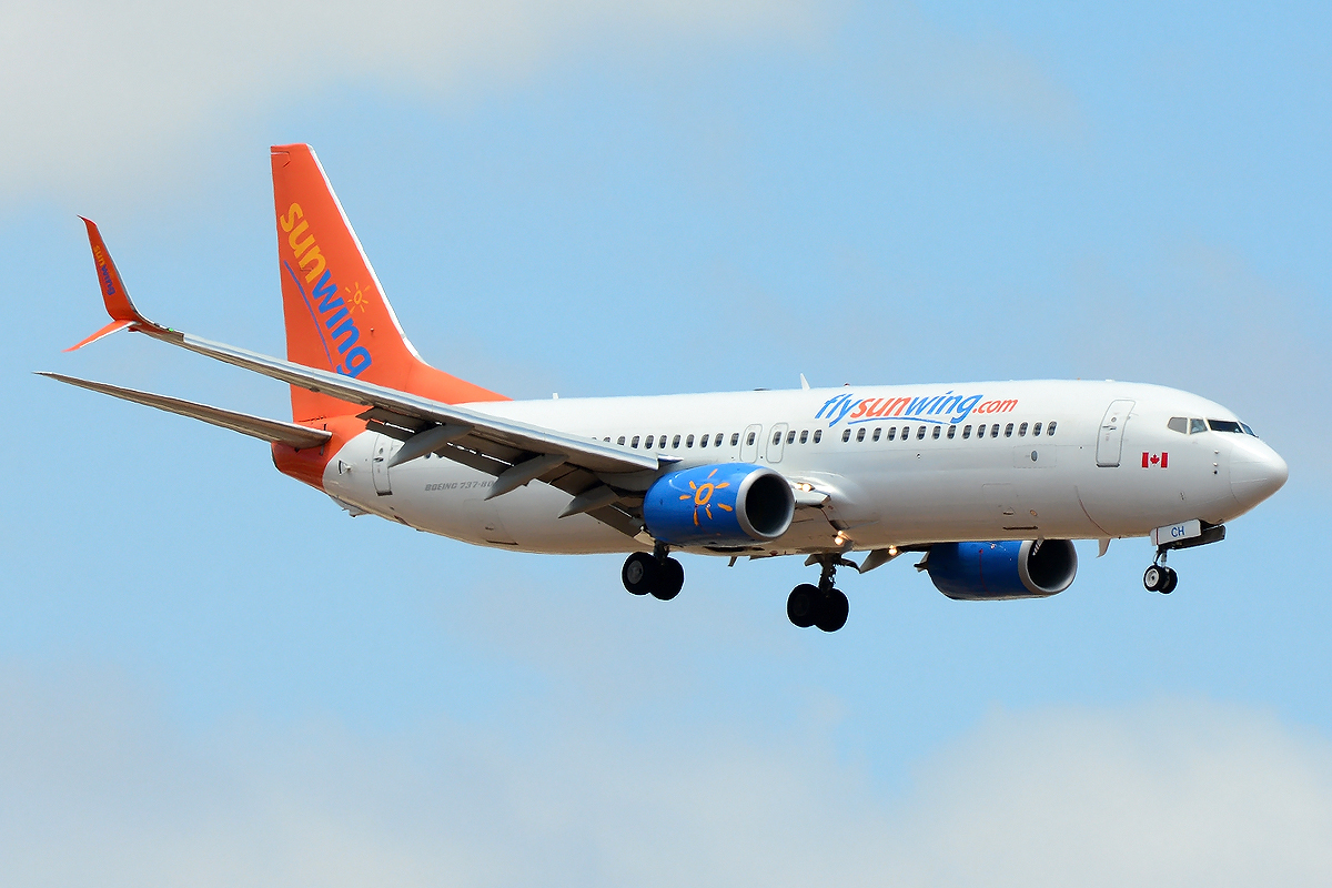 C-GNCH (39438) 2014 Boeing 737-81D WL