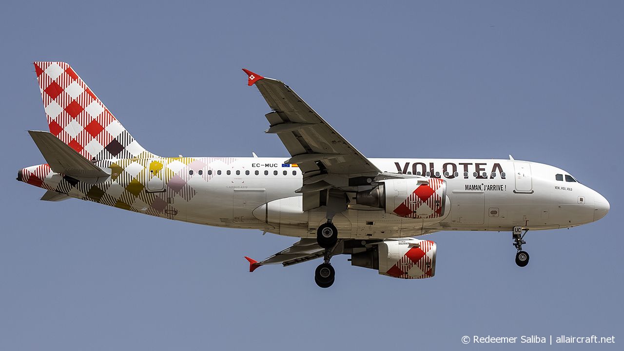 EC-MUC (2122) 2004 Airbus A319-112