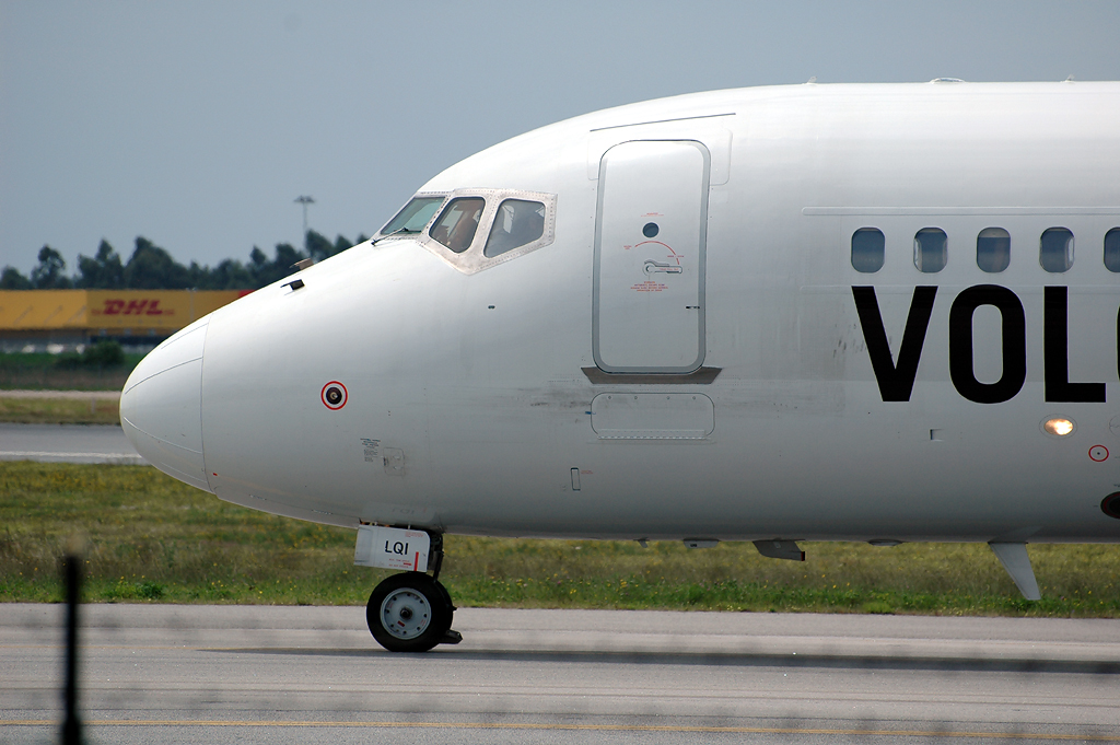 EC-LQI · Boeing 717-2BL · (OPO / LPPR)