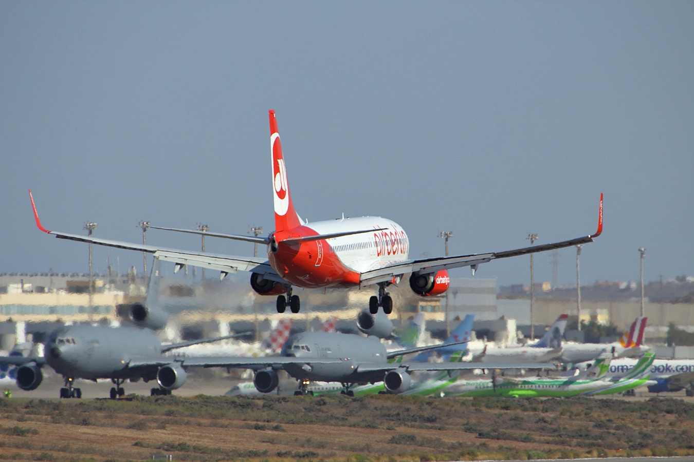 D-ABMK · Boeing 737-86J(WL) · (LPA / GCLP)