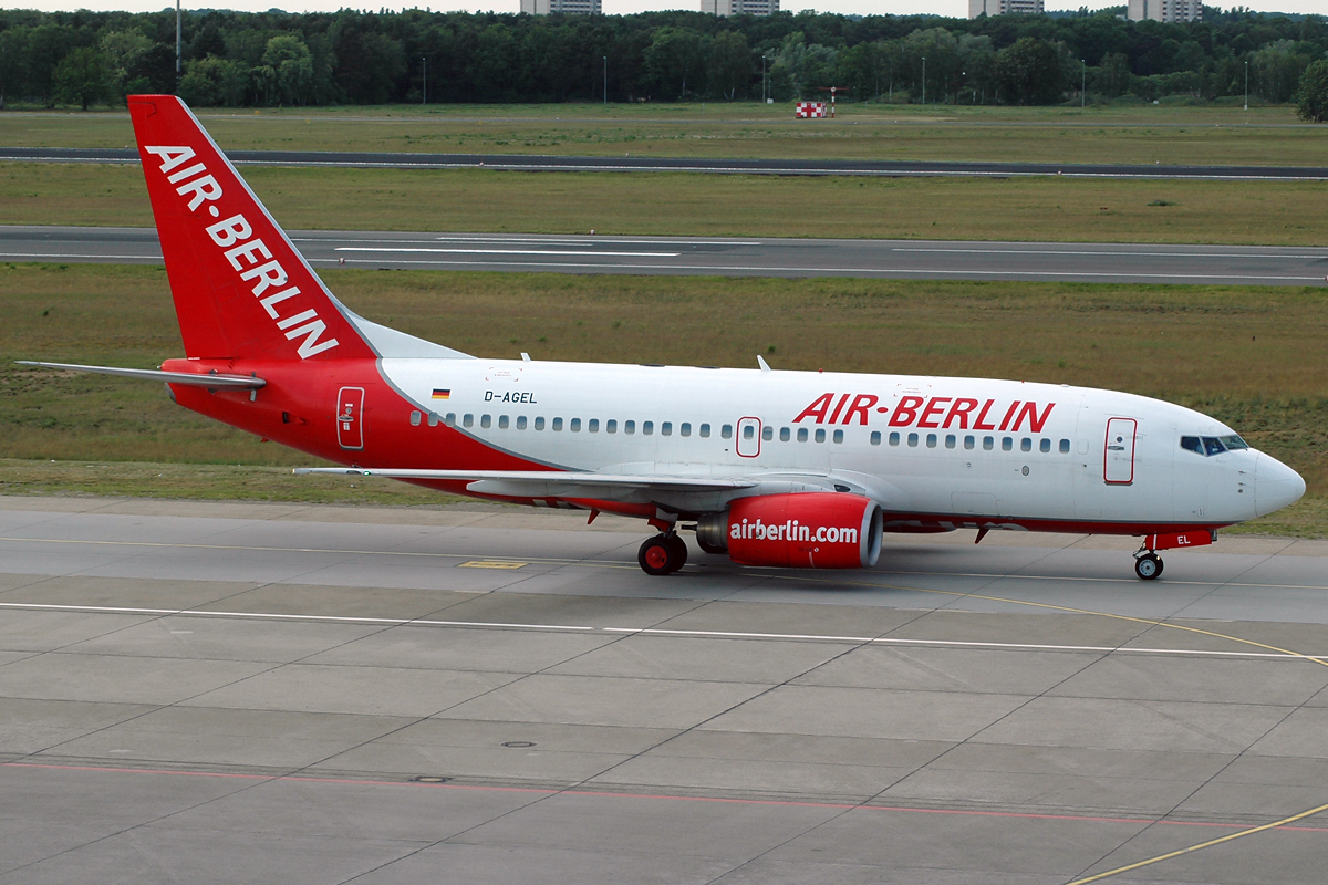 D-AGEL (cn 28110) Boeing 737-75B