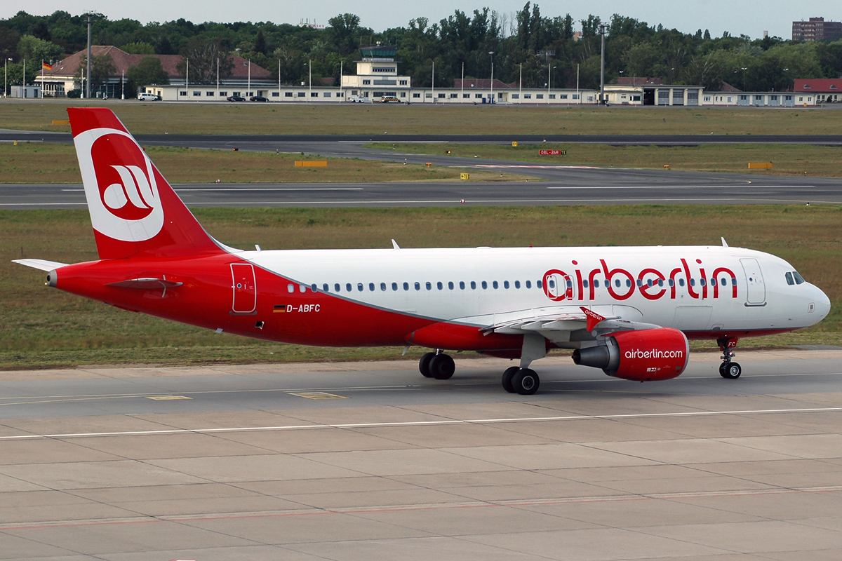 D-ABFC · Airbus A320-214 · (TXL / EDDT)