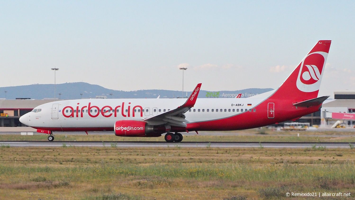 D-ABKJ (37749) 2010 Boeing 737-86J(WL)
