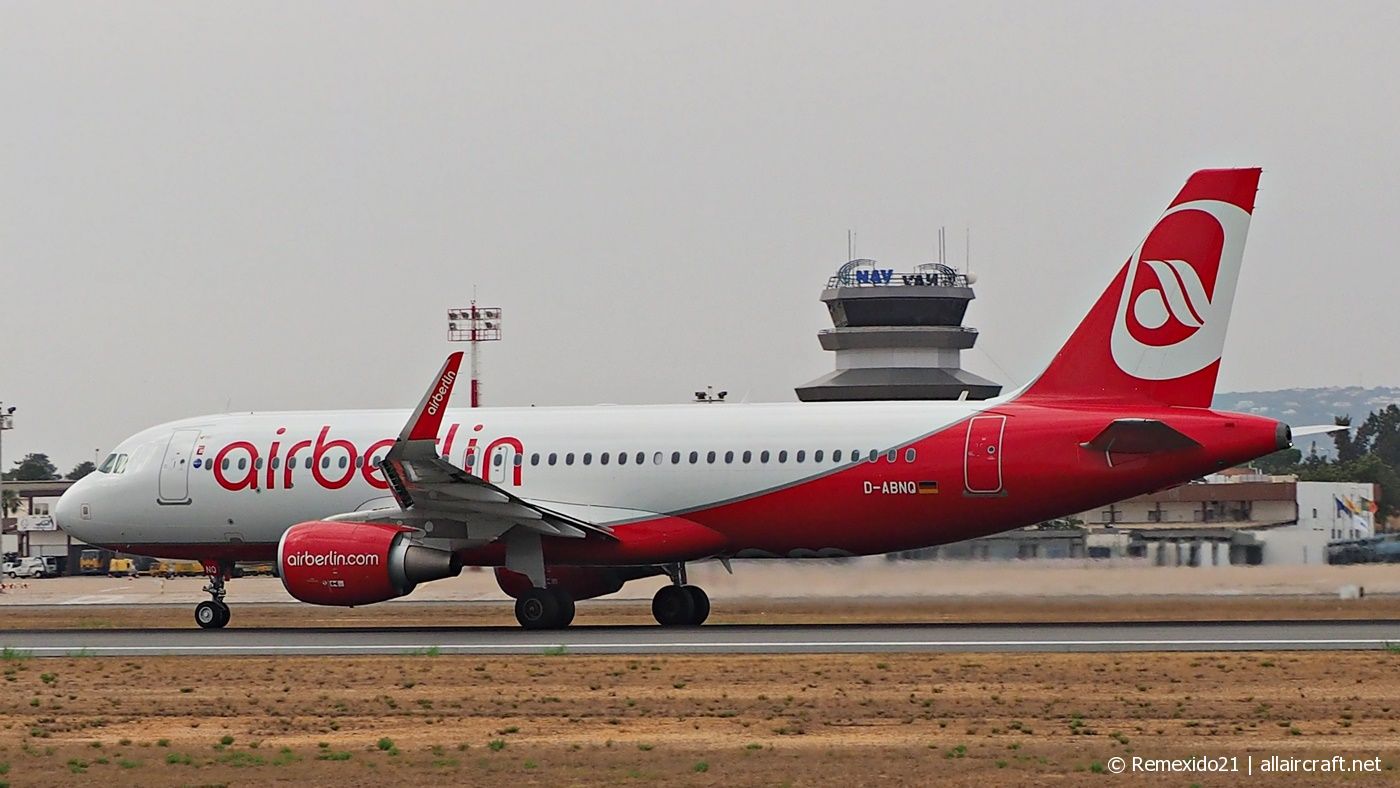 D-ABNQ · Airbus A320-214(WL) · (FAO / LPFR)