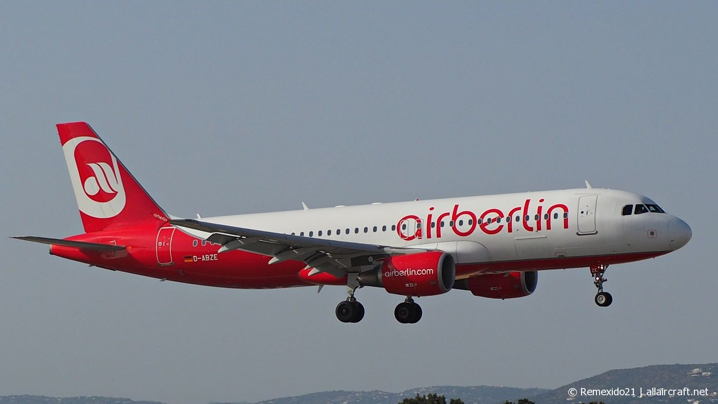 D-ABZE · Airbus A320-216 · (FAO / LPFR)