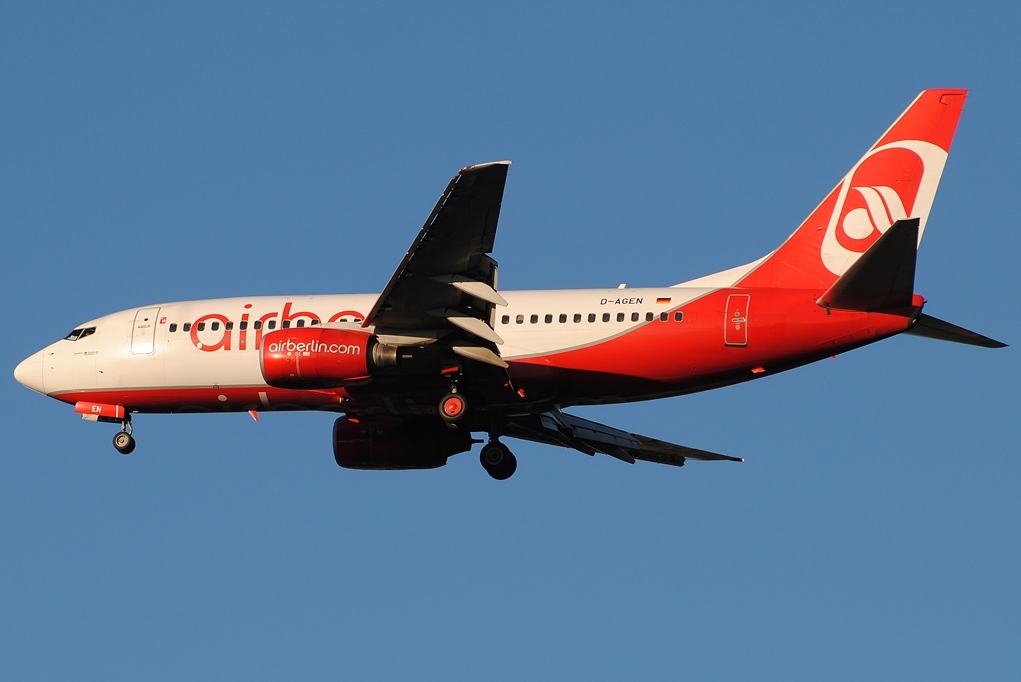 D-AGEN · Boeing 737-75B · (MXP / LIMC)