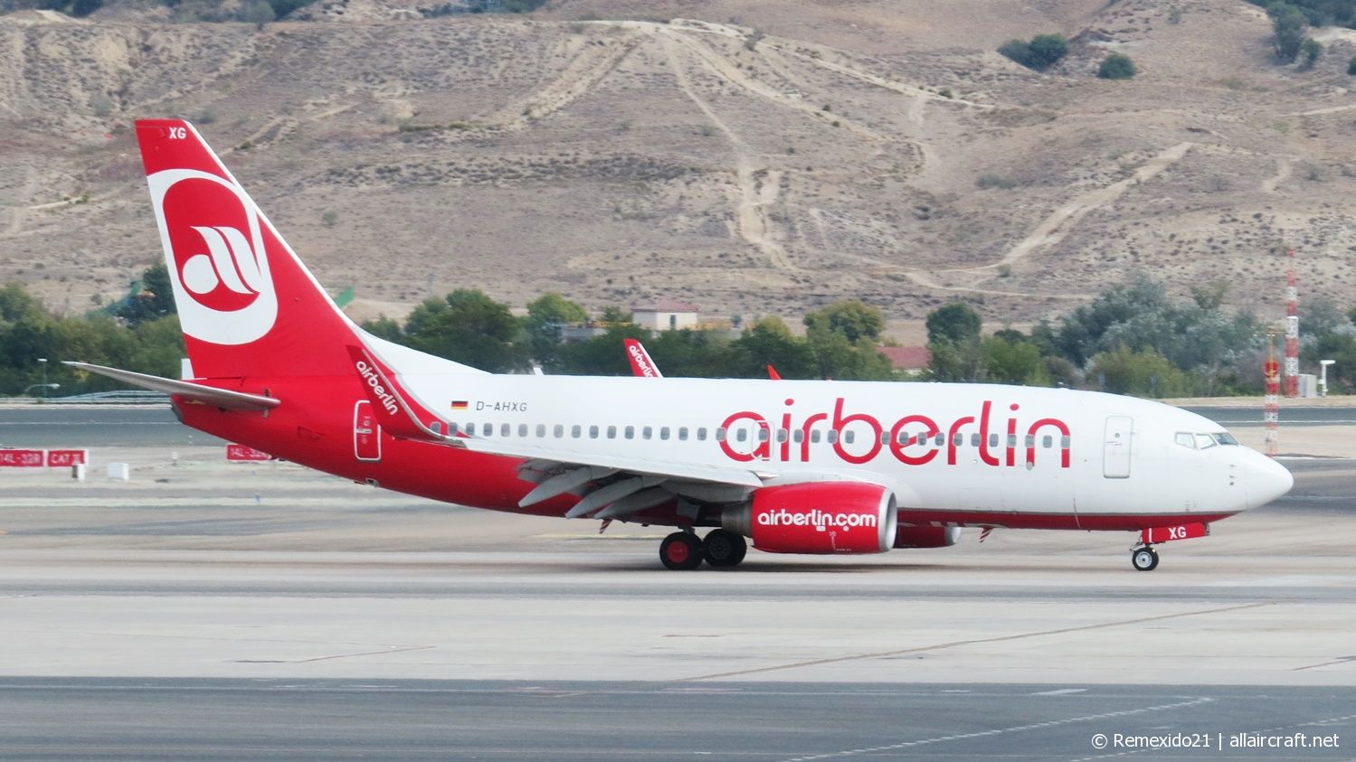 D-AHXG · Boeing 737-7K5(WL) · (MAD / LEMD)