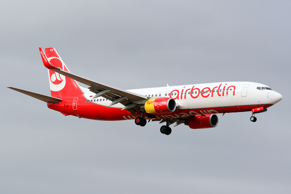 D-ABKM · Boeing 737-86J(WL) · (LPA / GCLP)