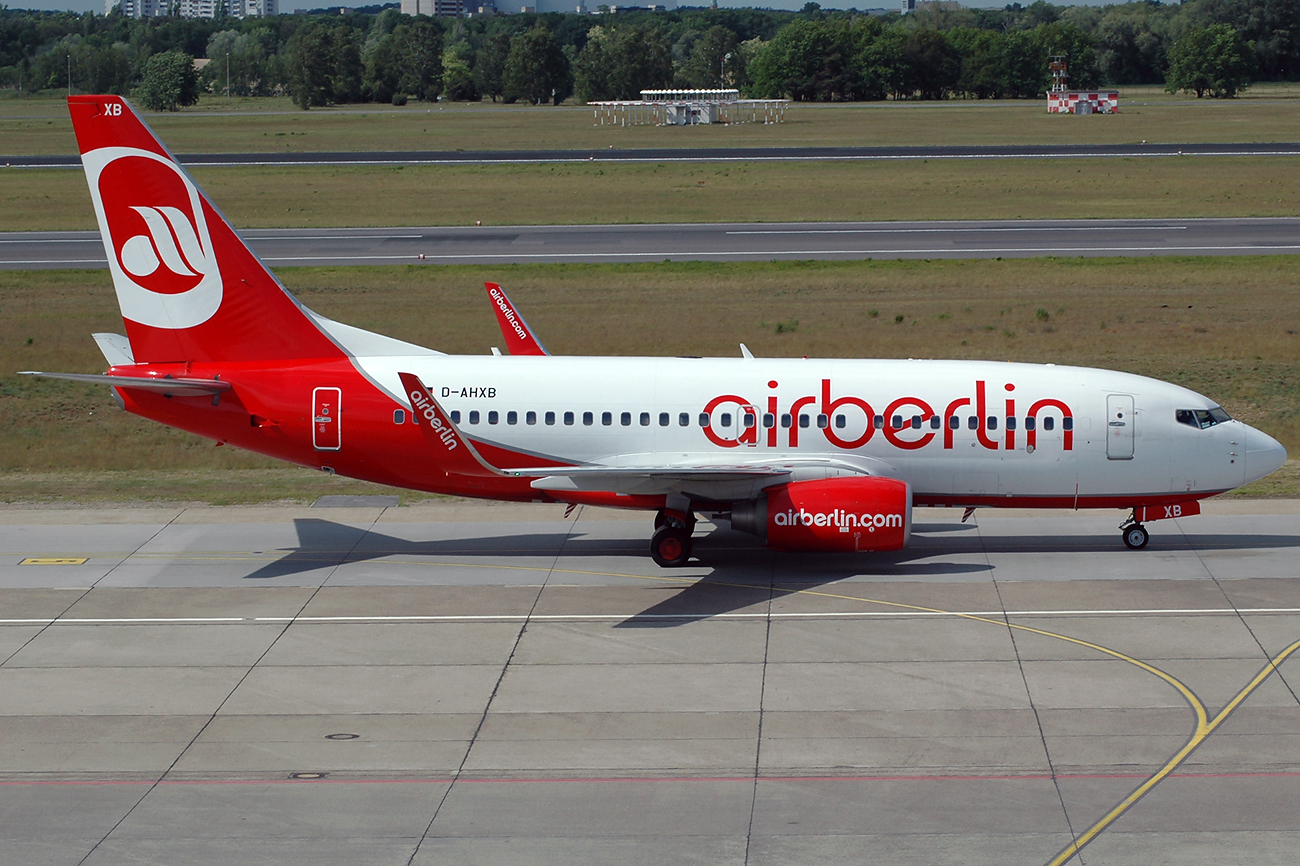D-AHXB (30717) 2007 Boeing 737-7K5 WL