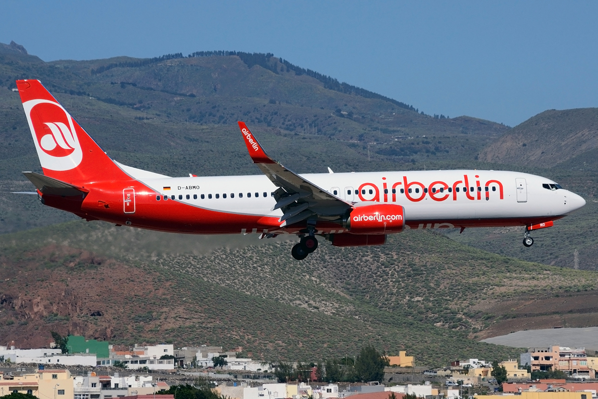 D-ABMO · Boeing 737-86J(WL) · (LPA / GCLP)