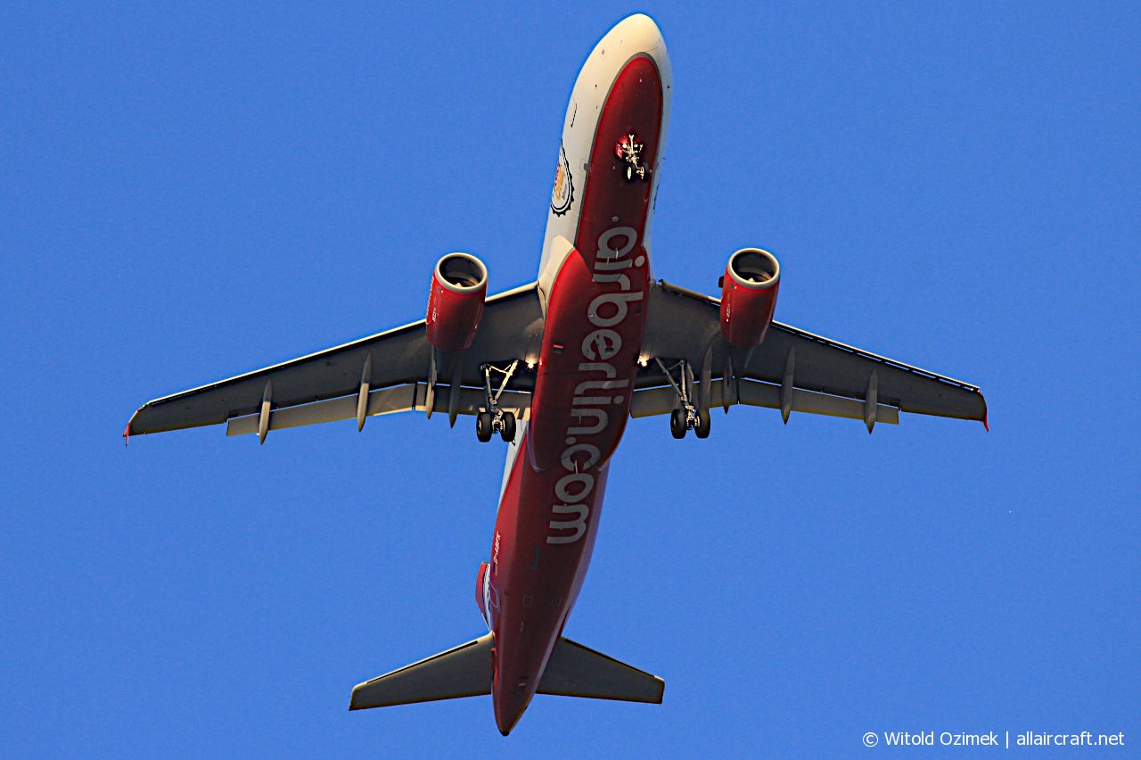 D-ABFK · Airbus A320-214 · (HER / LGIR)