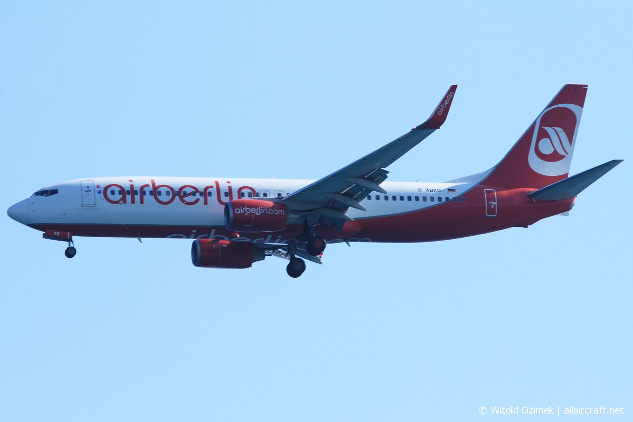 D-ABKD · Boeing 737-86J(WL) · (HER / LGIR)