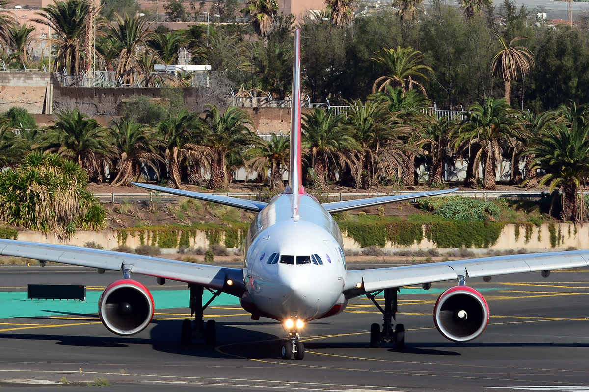 D-ABXA (288) 1999 Airbus A330-223