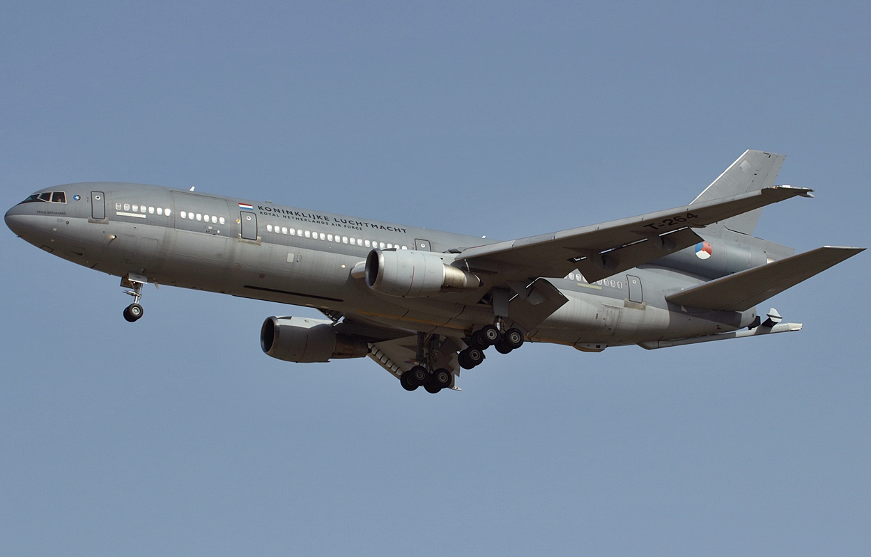 T-264 (46985) 1978 McDonnell Douglas KDC-10-30CF