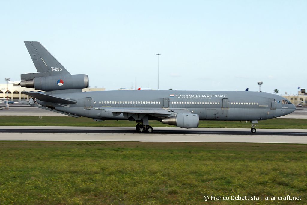 T-235 (46956) 1976 McDonnell Douglas KDC-10-30CF