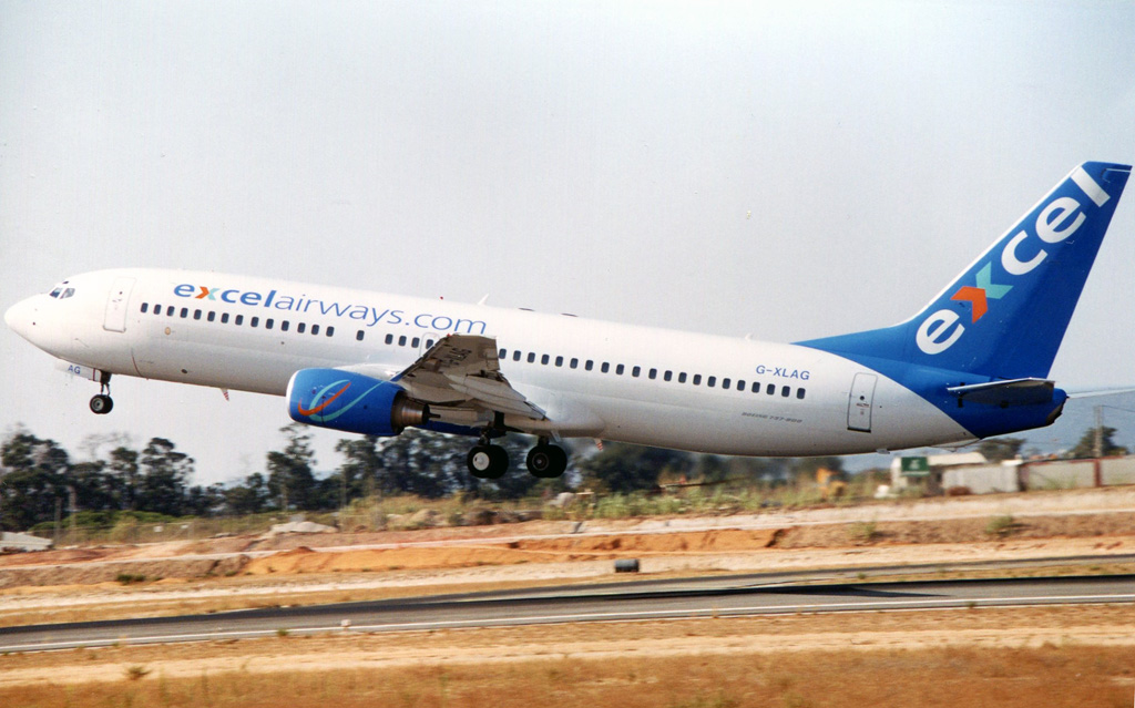 G-XLAG, (cn 33003), Boeing 737-86N