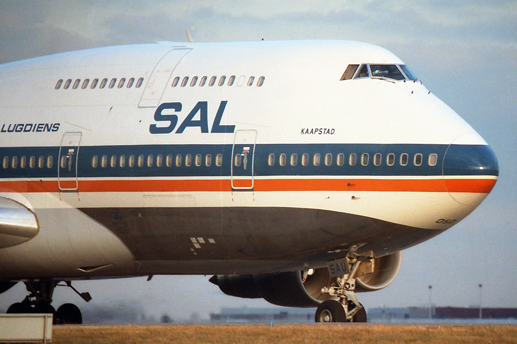 ZS-SAU · Boeing 747-344 · (LHR / EGLL)