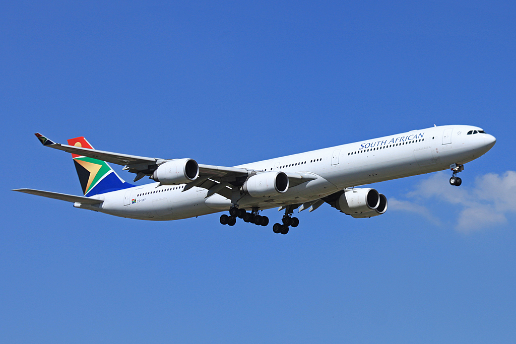 ZS-SNF · Airbus A340-642 · (JNB / FAOR)