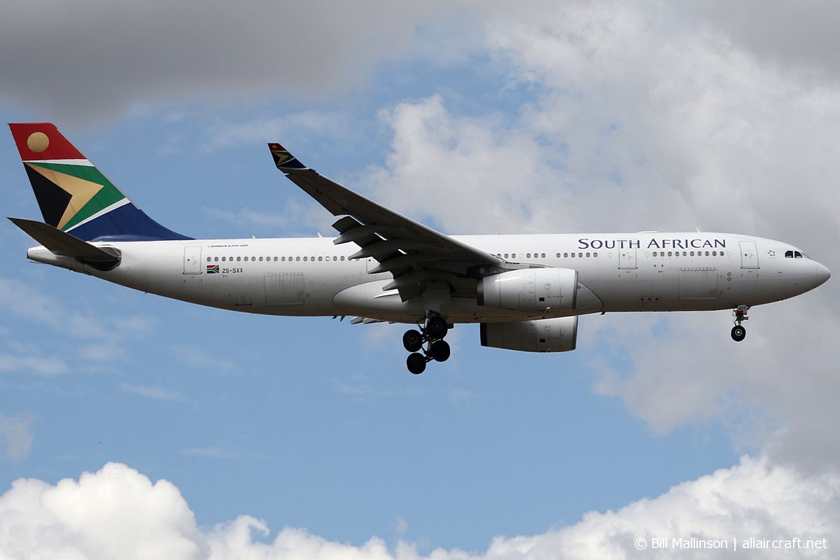 ZS-SXX · Airbus A330-243 · (PER / YPPH)