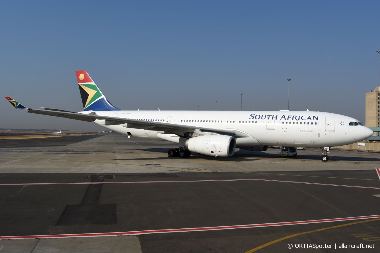 ZS-SXY (cn 01210) Airbus A330-243