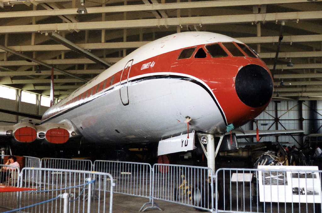 G-APYD (06438) DeHavilland DH-106 Comet 4B