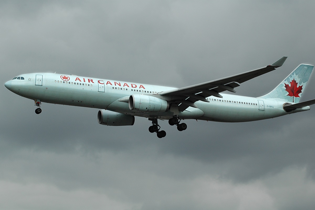 C-GFAJ (284) 1999 Airbus A330-343