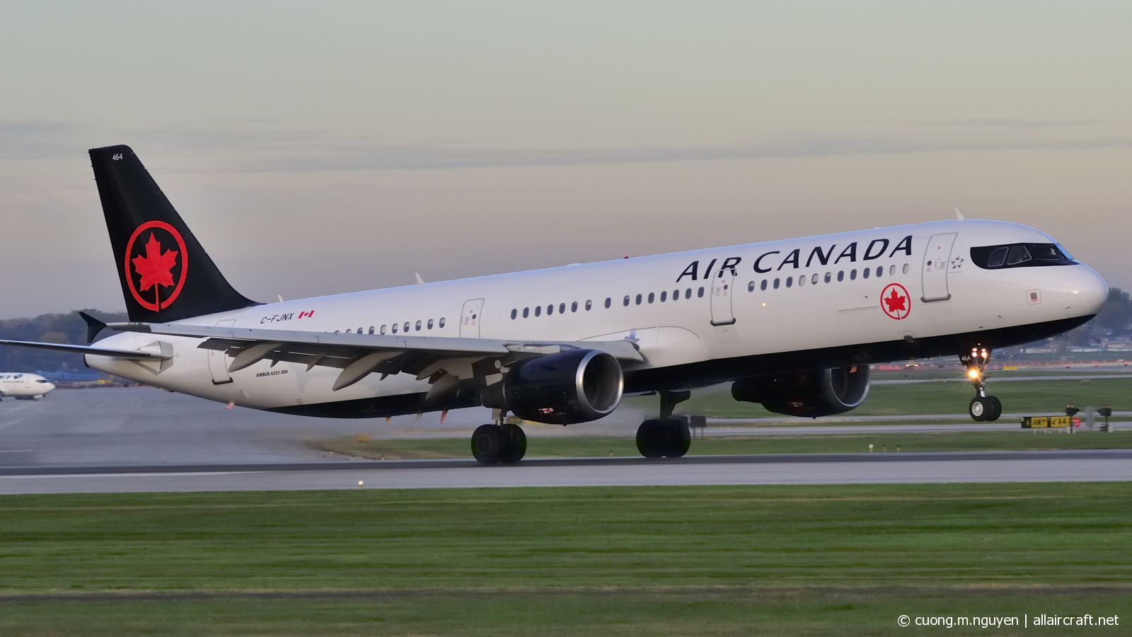 C-FJNX (1691) 2002 Airbus A321-211