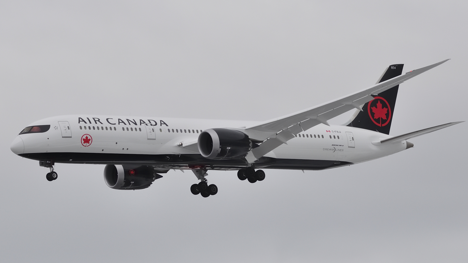 C-FVLU · Boeing 787-9 Dreamliner · (YUL / CYUL)