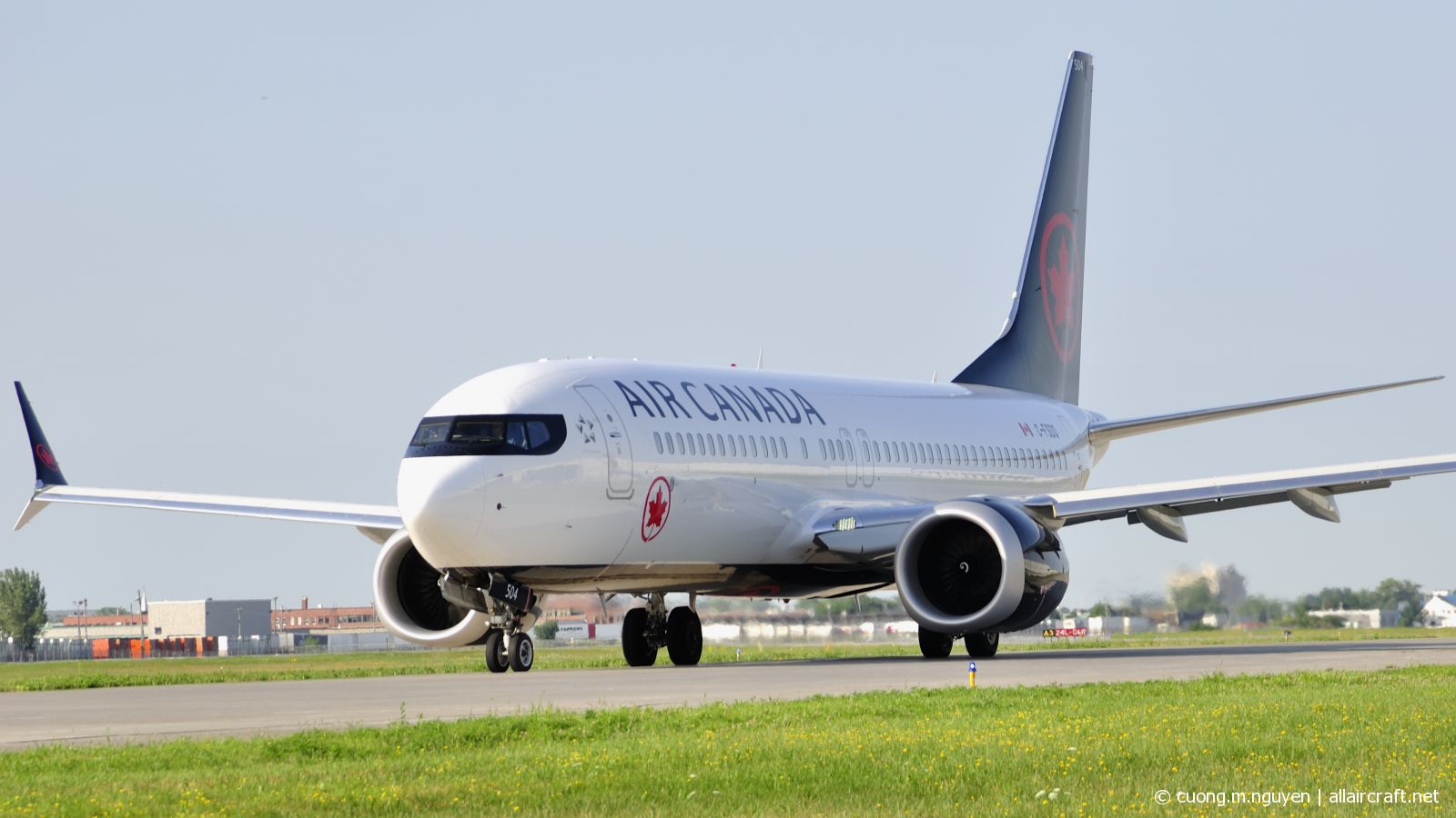 C-FSDQ (cn 61209) Boeing 737-8 MAX