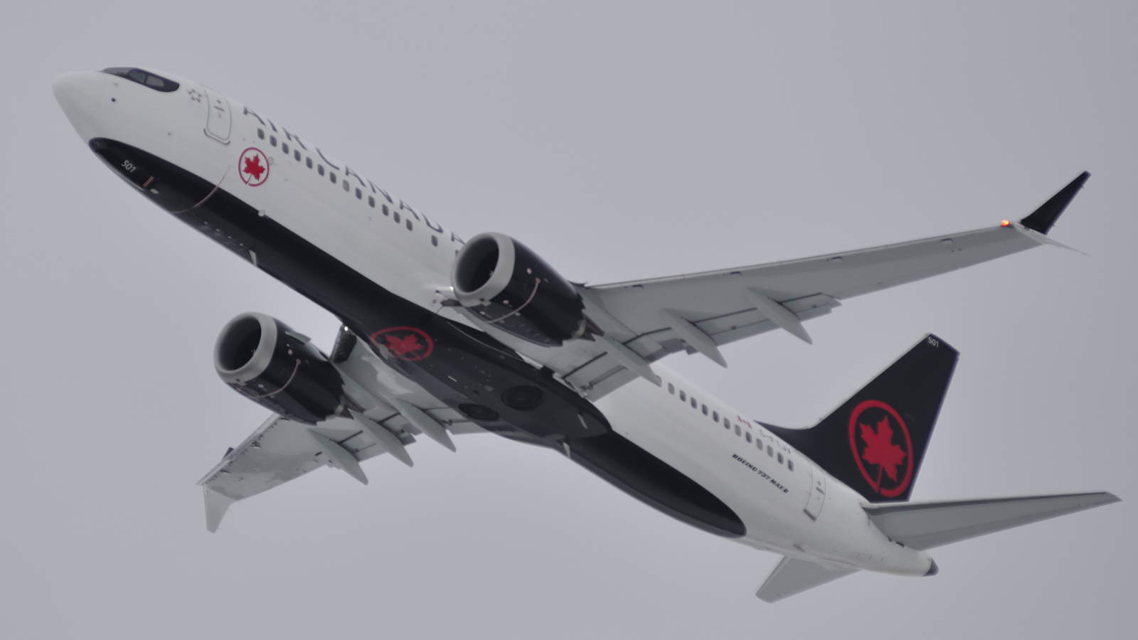 C-FTJV (cn 61207) Boeing 737-8 MAX