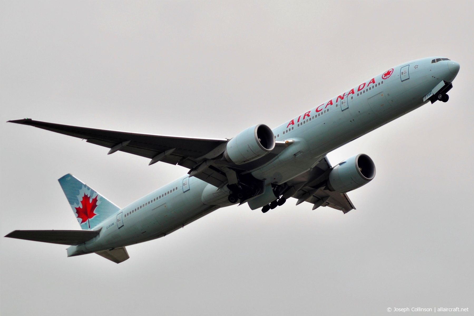 C-FIVM · Boeing 777-333/ER · (LHR / EGLL)