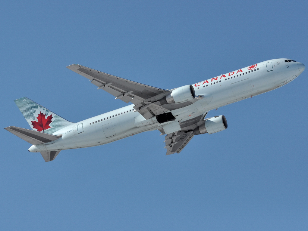 C-FMWQ · Boeing 767-333/ER · (CPH / EKCH)