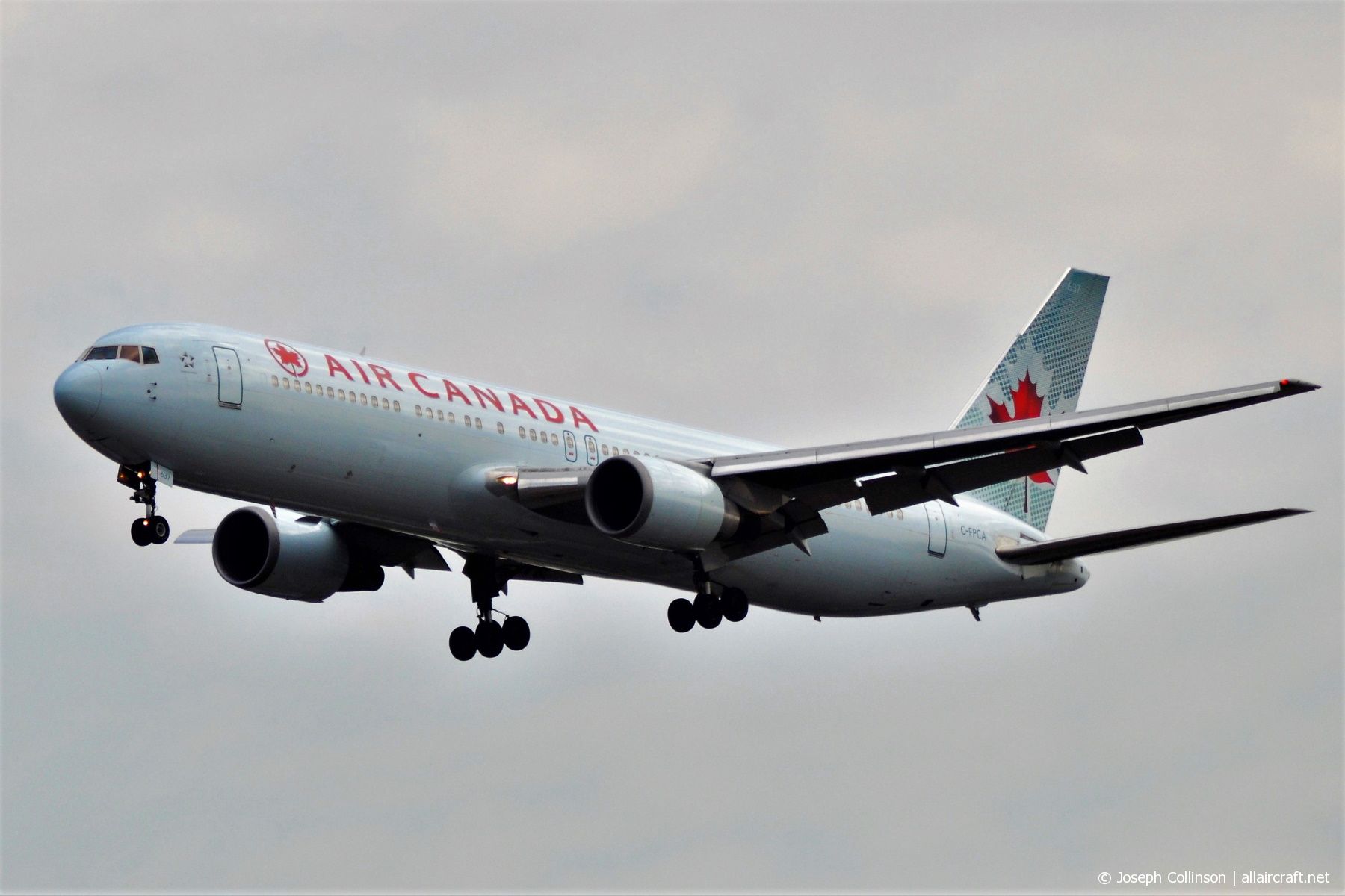 C-FPCA (24306) 1989 Boeing 767-375(ER)