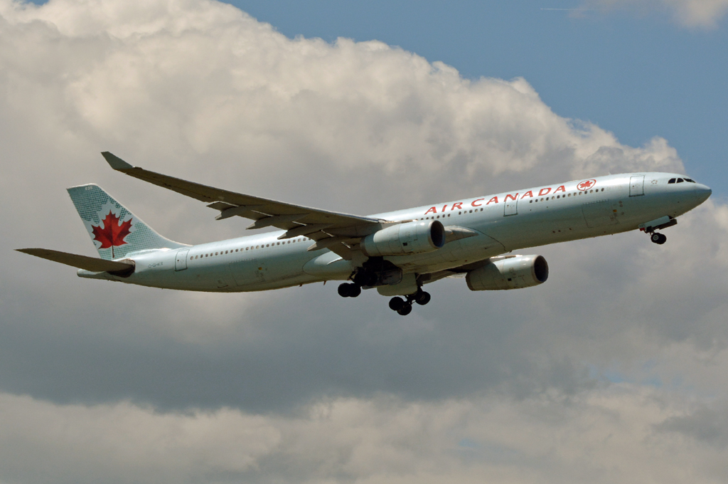 C-GHKR · Airbus A330-343 · (CPH / EKCH)