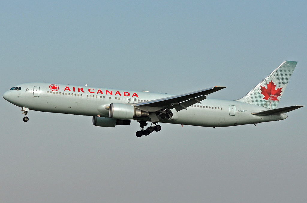 C-GHLT · Boeing 767-333/ER · (CPH / EKCH)