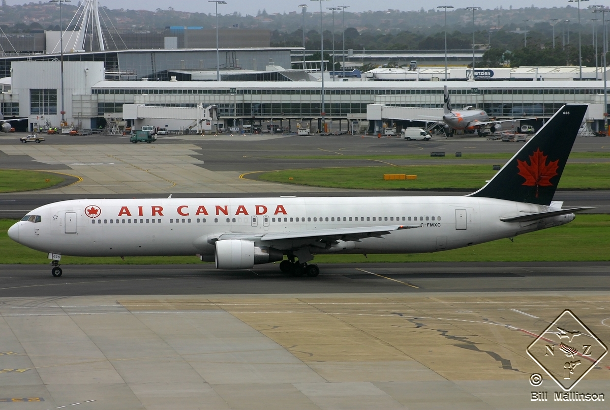 C-FMXC · Boeing 767-333/ER · (SYD / YSSY)