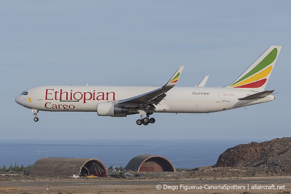 ET-ALJ (33767) 2003 Boeing 767-360/ER