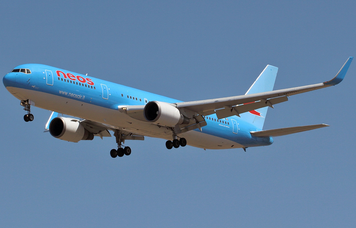 I-NDDL · Boeing 767-324(ER)(WL) · (LPA / GCLP)