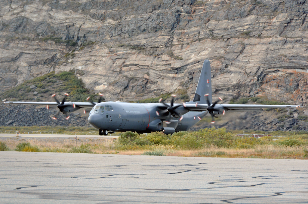 B-583 (382-5583) 2004 Lockheed Martin C-130J-30 Hercules