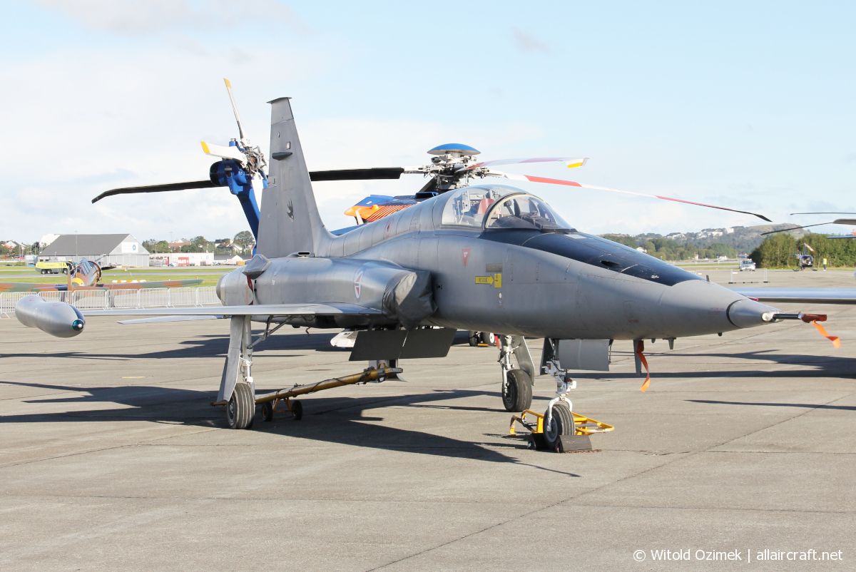 130 (N7074) Northrop F-5A Freedom Fighter
