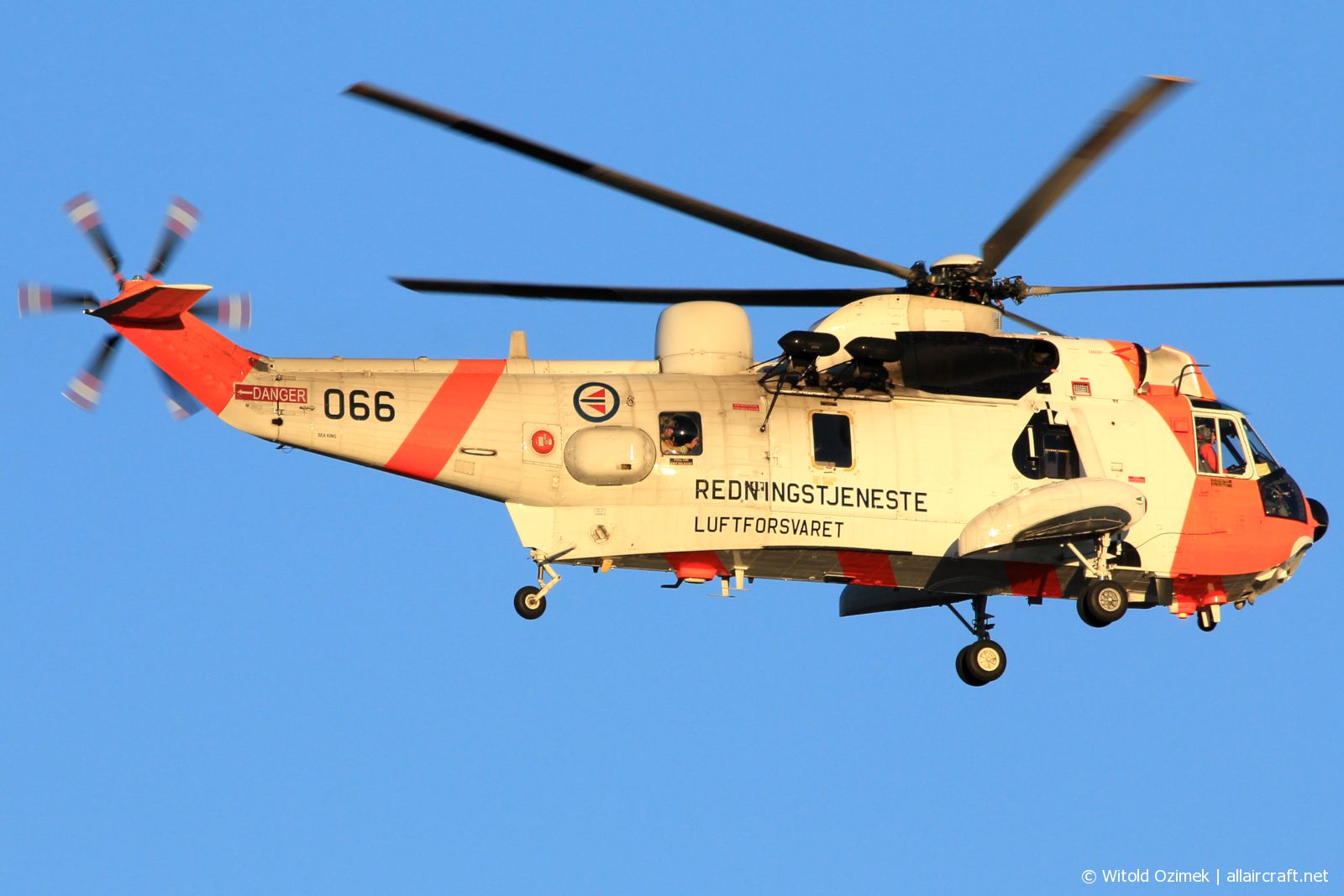 066 (WA748) 1972 Westland Sea King Mk43