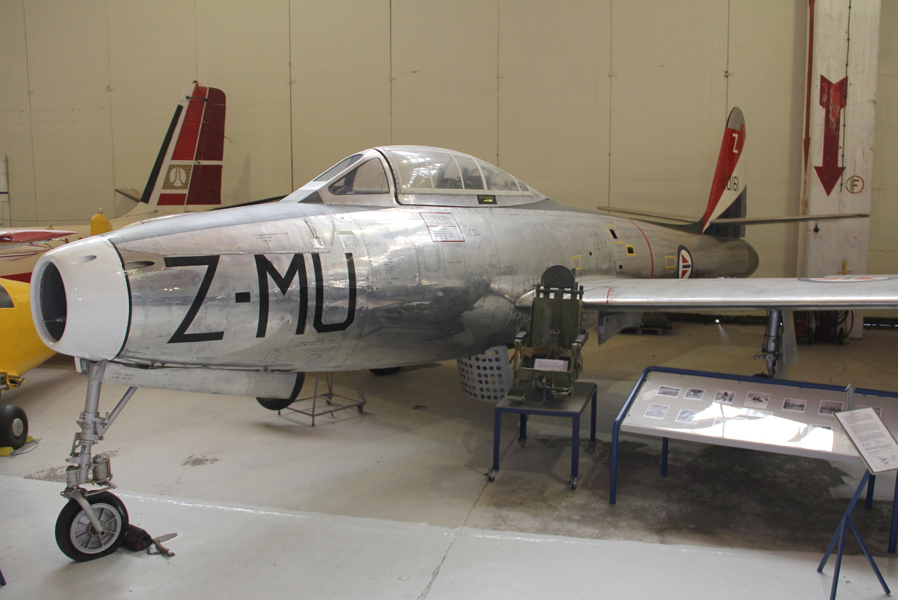 52-8470 (3350-2295B) Republic F-84G Thunderjet