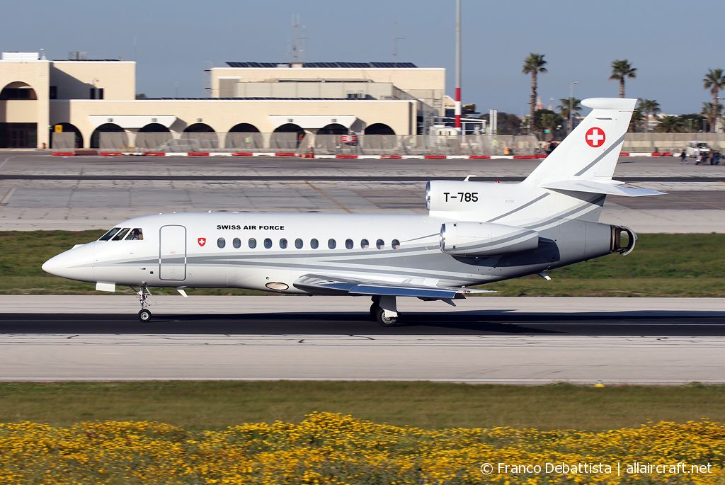 T-785 (195) 2007 Dassault Falcon 900EXE
