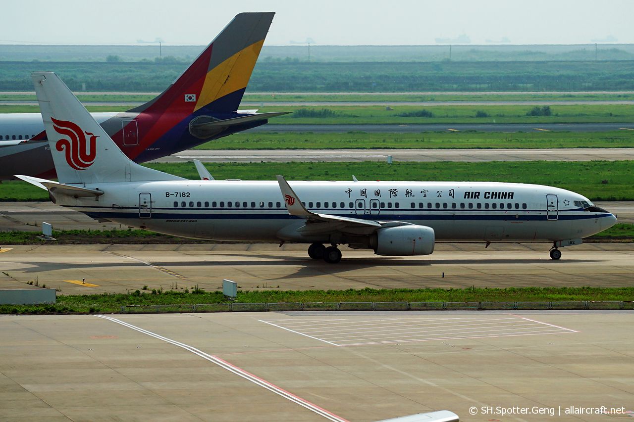 B-7182 (cn 44911) Boeing 737-89L