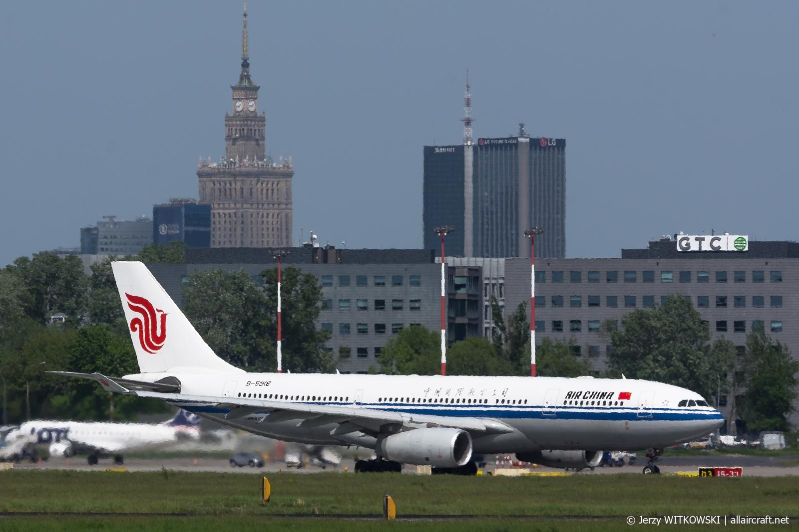B-5918 (1396) 2013 Airbus A330-243